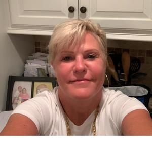 Meet your Posher, Deborah